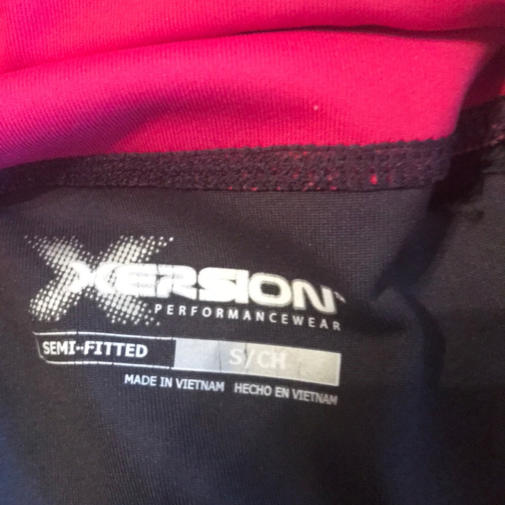 Xersion Performance Ware Two Piece Jogging Set. - image 3